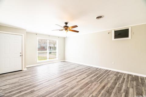2222 Lee Ave, Conway, AR 72034 photo 3