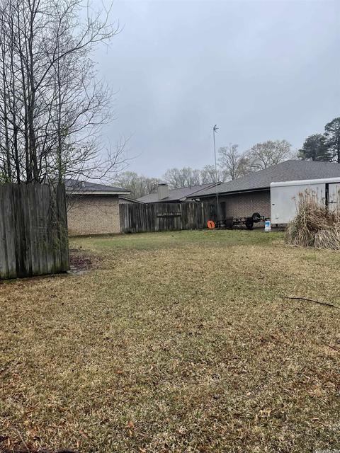 5901 S Plum St, Pine Bluff, AR 71603 photo 4