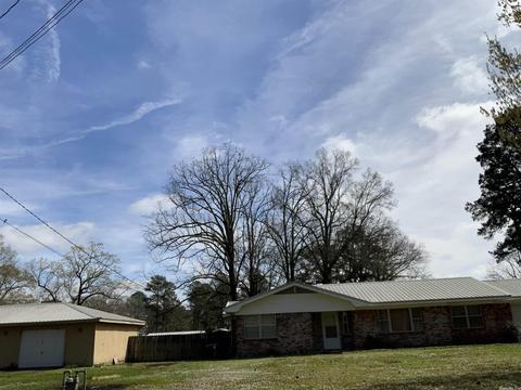 3715 Greenway Dr, Pine Bluff, AR 71603 photo 4