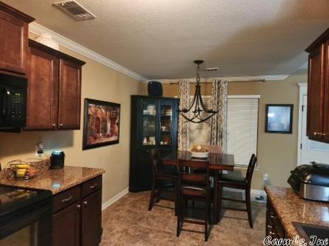 2017 Dandelion Dr, Benton, AR 72019 photo 5