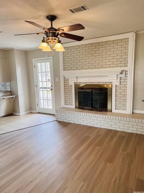 402 W 46th St, Pine Bluff, AR 71603 photo 9