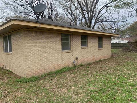1707 S Dakota St, Pine Bluff, AR 71601 photo 3