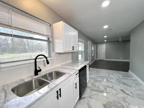 611 E 33rd, Pine Bluff, AR 71601 photo 10