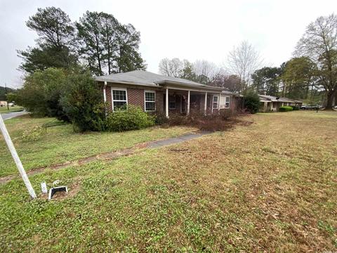 565 Sharp Ave, Camden, AR 71701 photo 3
