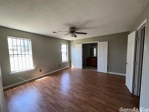 14001 Krestview Dr, Mabelvale, AR 72103 photo 4