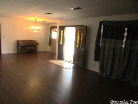 6901 Village Dr, Pine Bluff, AR 71603 photo 11
