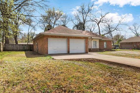 1819 Simms St, Conway, AR 72034 photo 2