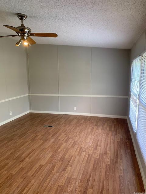 215 Sydney Pl, Lonoke, AR 72086 photo 3