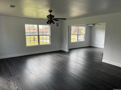 408 Wall, Morrilton, AR 72110 photo 3