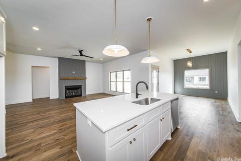 2425 Wilmington, Conway, AR 72034 photo 11
