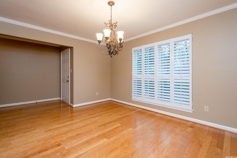  11 Charleston Pl, Little Rock, AR 72205 photo 6