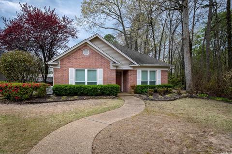11 Charleston Pl, Little Rock, AR 72205