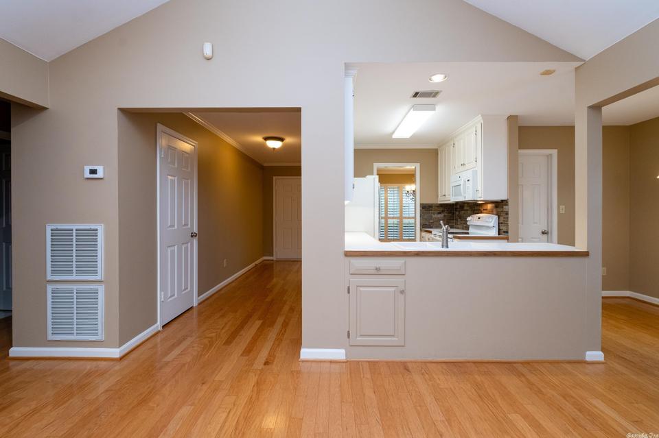  11 Charleston Pl, Little Rock, AR 72205 photo 7