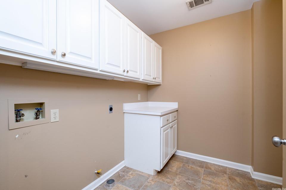  11 Charleston Pl, Little Rock, AR 72205 photo 20