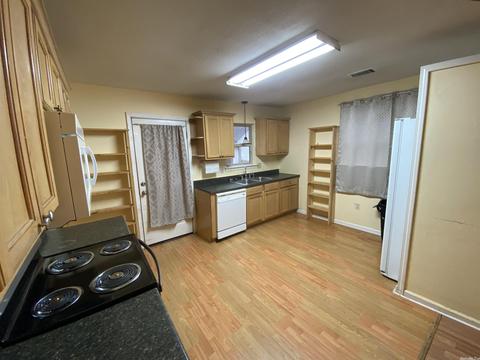 104 N Poe St, Letona, AR 72085 photo 2
