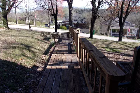 433 Combs Ave, Cotter, AR 72626 photo 35
