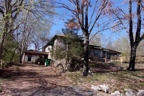 433 Combs Ave, Cotter, AR 72626 photo 18