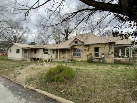 509 N State, Batesville, AR 72501 | 34 Photos - Movoto