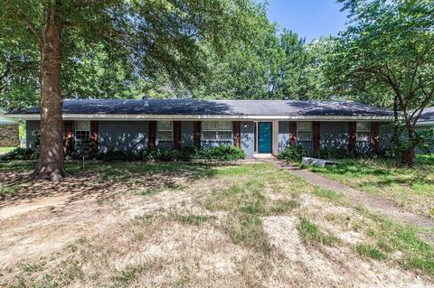 518 S Davis St, Conway, AR 72034 photo 1