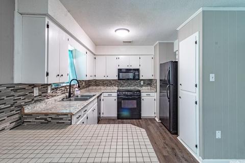 518 S Davis St, Conway, AR 72034 photo 7