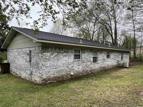 706 E Moline St, Malvern, AR 72104 photo 5