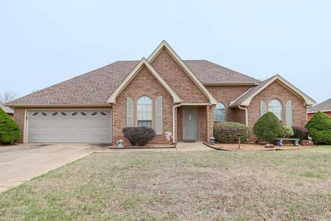 608 Sumac, Trumann, AR 72472 photo 1