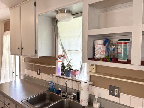 301 E Brownfield St, Letona, AR 72085 photo 8