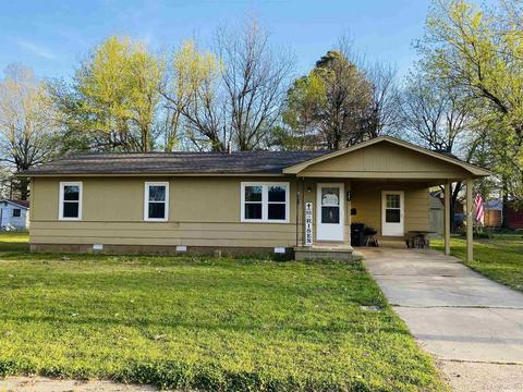 761 E Miller, Piggott, AR 72454 photo 1