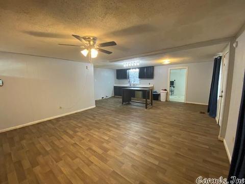 411 SW 3rd, England, AR 72046 photo 4
