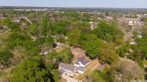 1810 Mill St, Conway, AR 72034 photo 2