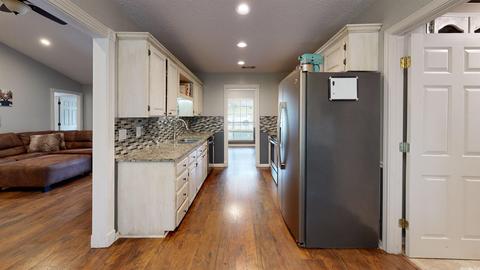 2304 Cherry Crossing Dr, Benton, AR 72015 photo 9