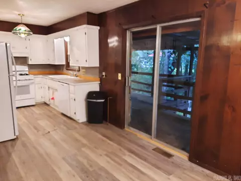 503 E Webb St, Mountain View, AR 72560 photo 6