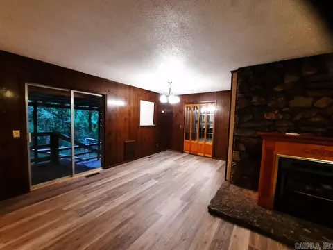 503 E Webb St, Mountain View, AR 72560 photo 11