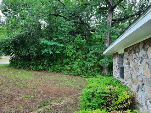503 E Webb St, Mountain View, AR 72560 photo 4