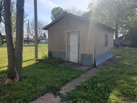 200 NW 3rd St, Corning, AR 72422 photo 11