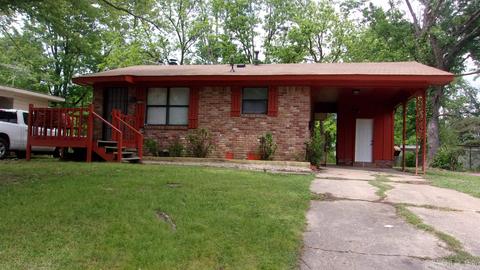 3107 Lilac St, Pine Bluff, AR 71603 photo 1