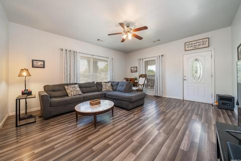 111 W Walnut, Benton, AR 72015 photo 6