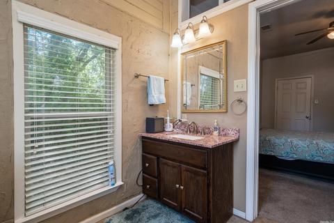 111 W Walnut, Benton, AR 72015 photo 19