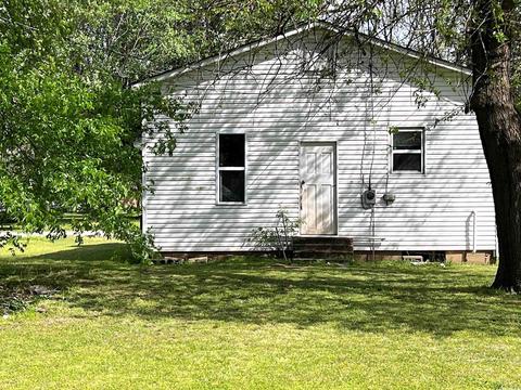 107 SW 3rd St, Corning, AR 72422 photo 5