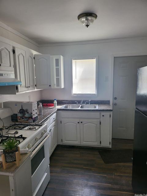 1901 W 1903 W 26th Ave, Pine Bluff, AR 71603 photo 4