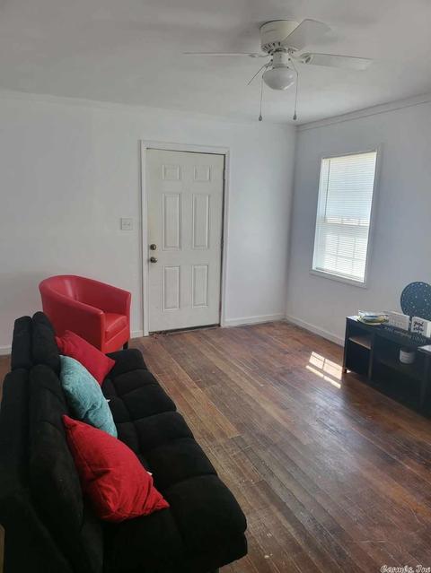 1901 W 1903 W 26th Ave, Pine Bluff, AR 71603 photo 3