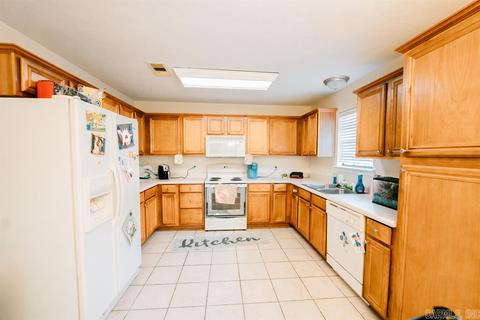 1645 Duke St, Conway, AR 72032 photo 6