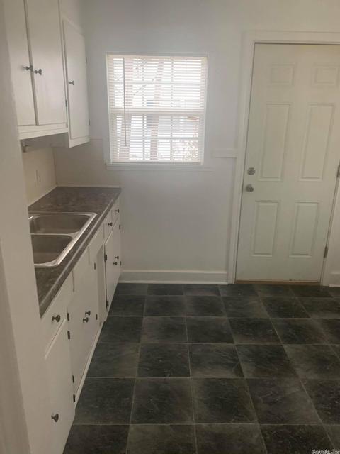 1808 W 26th Ave, Pine Bluff, AR 71603 photo 4