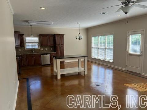 1390 Sena Dr, Conway, AR 72034 photo 4