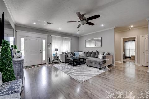 1220 Andrews Dr, Conway, AR 72032 photo 3