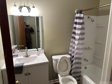1911 Edmar Dr, Pine Bluff, AR 71603 photo 6