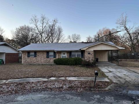 1911 Edmar Dr, Pine Bluff, AR 71603 photo 1
