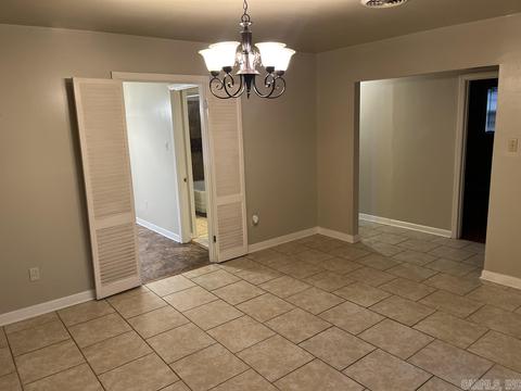 3704 S Holly, Pine Bluff, AR 71603 photo 3