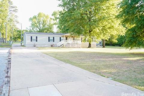 1815 Howard Dr, Benton, AR 72019 photo 1