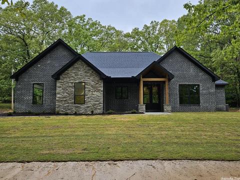 4640 Corley Dr, Benton, AR 72015 photo 1